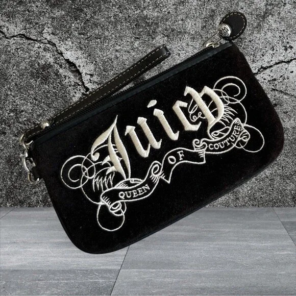 Juicy Couture Black Leather Shoulder Satchel Purse & Wristlet - Picture 15 of 16